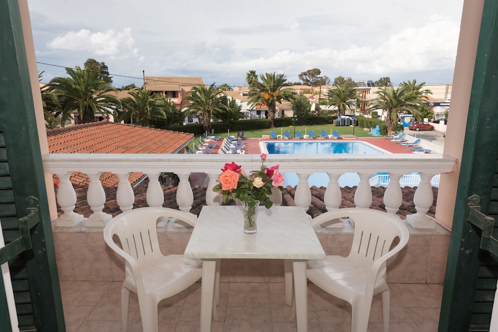 Alkion Hotel Sidari — Swimming pool in Sidari, Ionian Islands