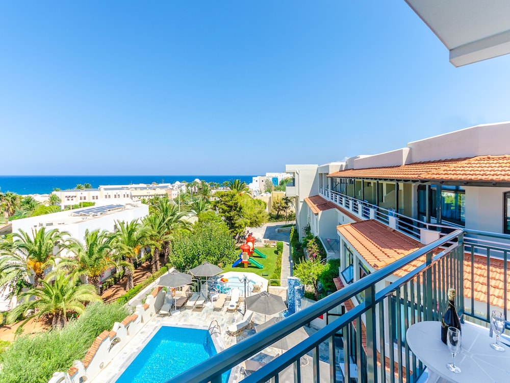 Anna Maria Village — Main photo in Hersonissos