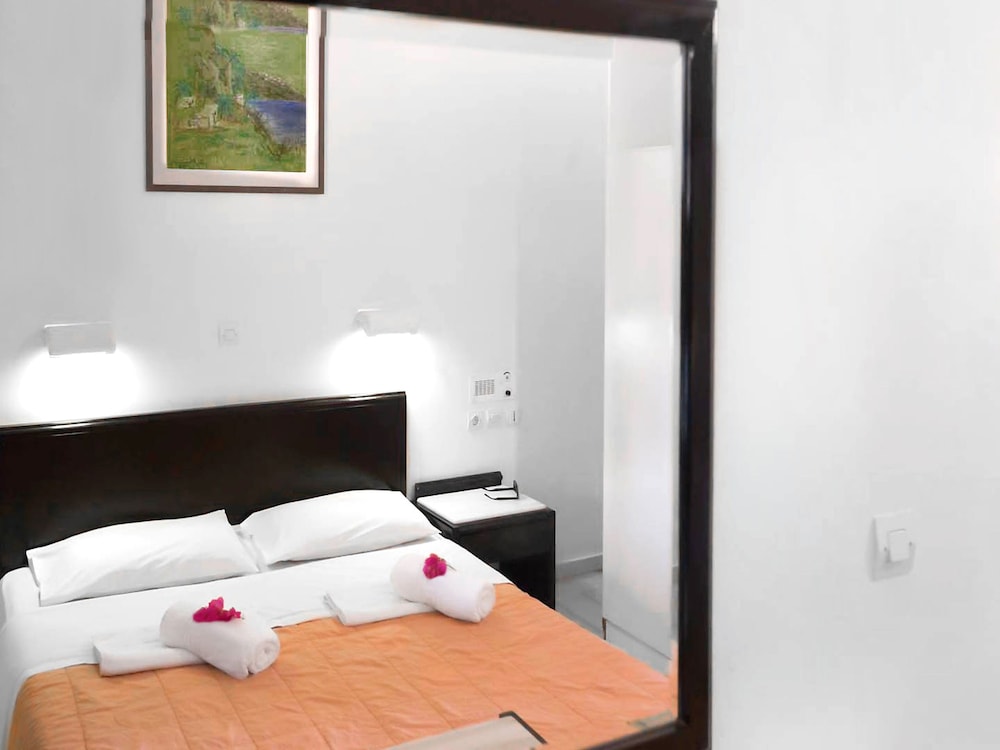 Anna Maria Village — Hotel rooms in Hersonissos