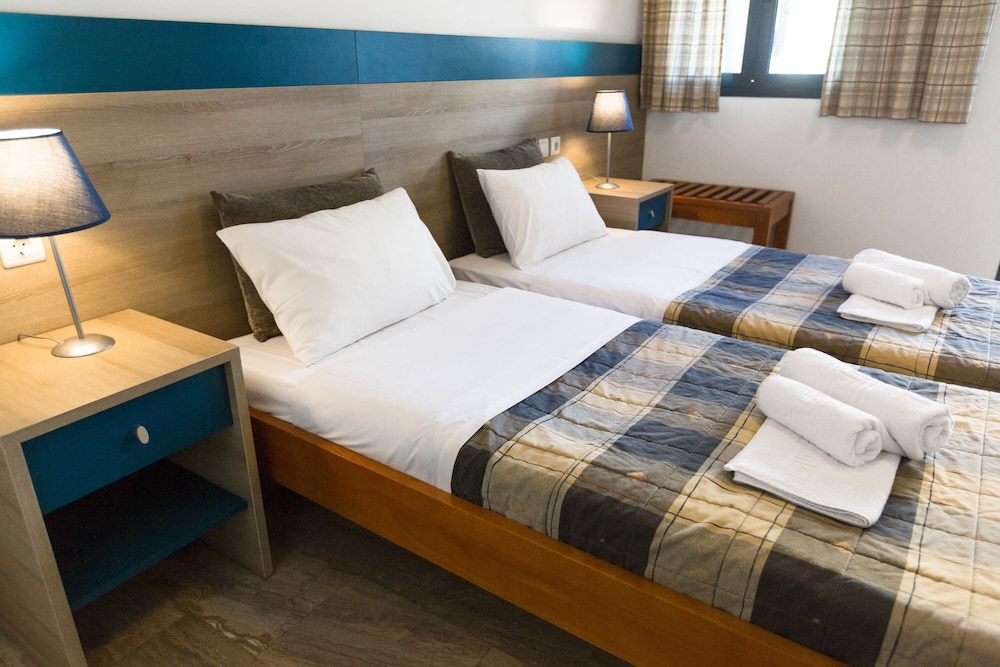 Anna Maria Village — Hotel rooms in Hersonissos