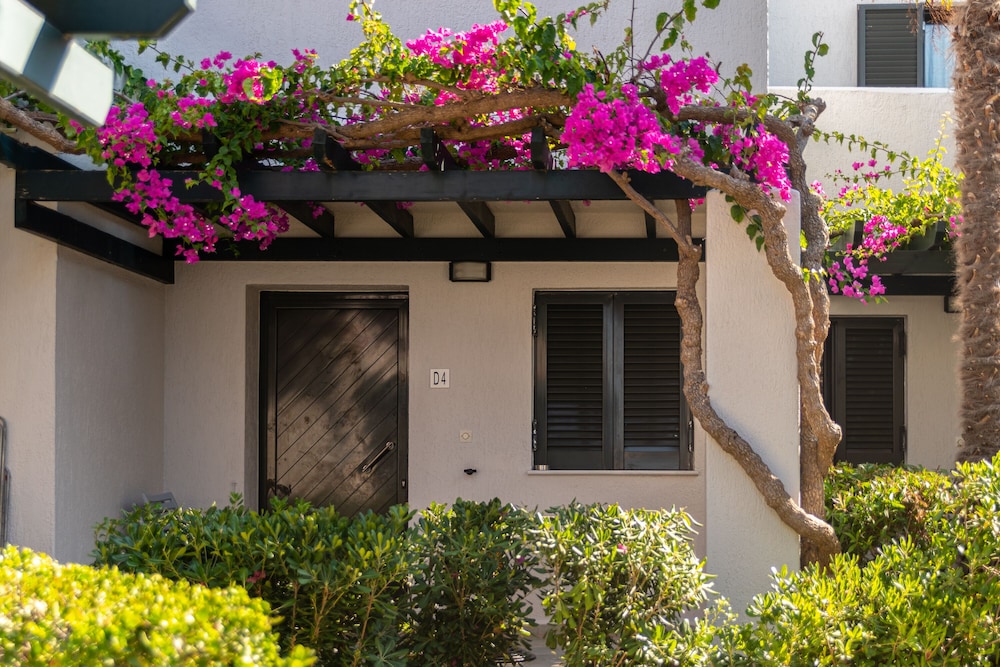Anna Maria Village — Hotel building in Hersonissos