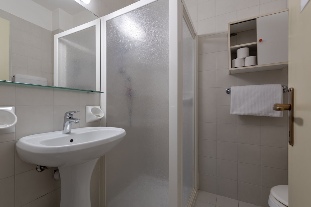 La Limonaia Hotel & Residence — Hotel rooms in Limone sul Garda, Lombardy