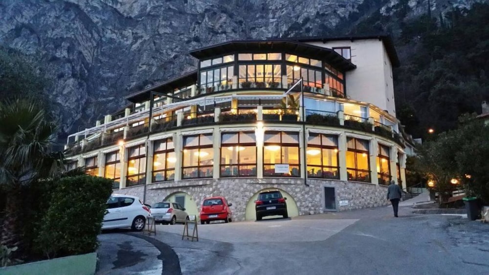 La Limonaia Hotel & Residence — Hotel building in Limone sul Garda, Lombardy