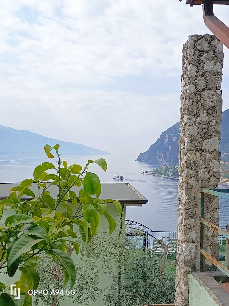 La Limonaia Hotel & Residence — Hotel rooms in Limone sul Garda, Lombardy