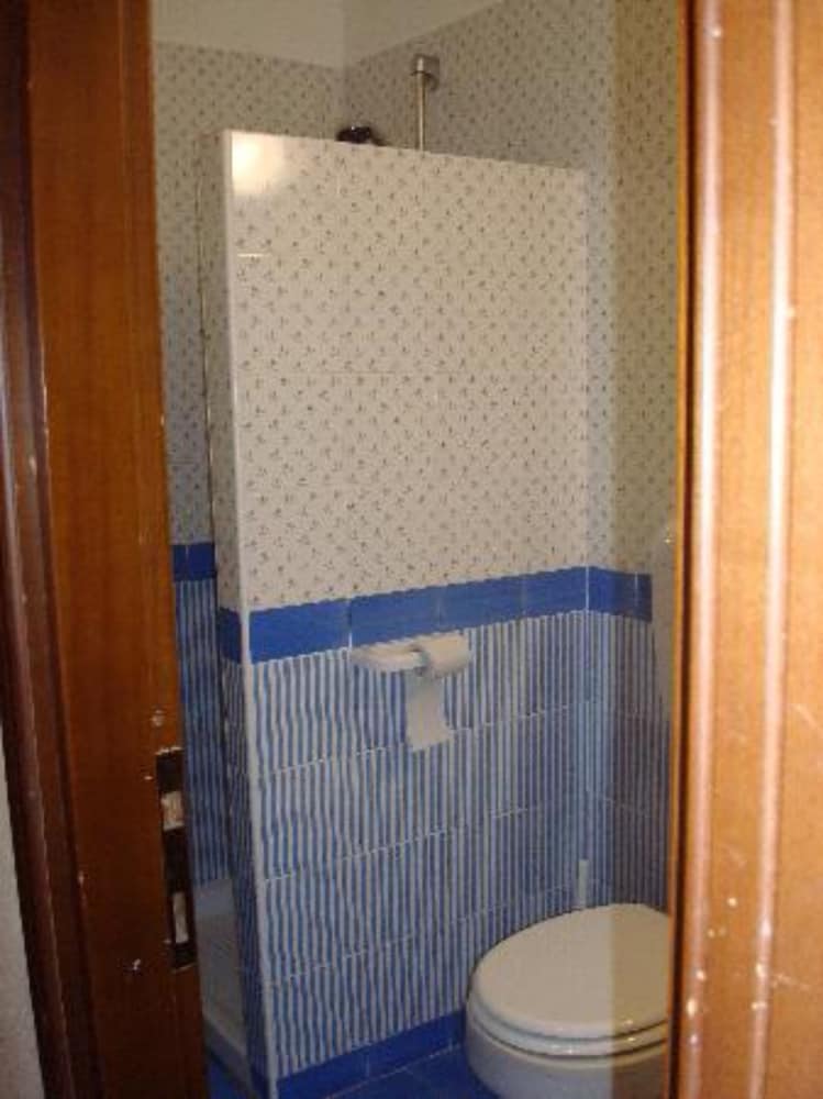 La Limonaia Hotel & Residence — Hotel rooms in Limone sul Garda, Lombardy
