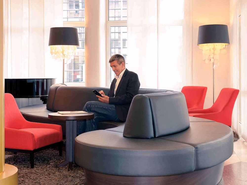 Mercure Hotel & Residenz Frankfurt Messe — Hotel building in Frankfurt am Main, Hesse