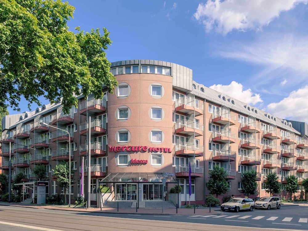 Mercure Hotel & Residenz Frankfurt Messe — Hotel building in Frankfurt am Main, Hesse