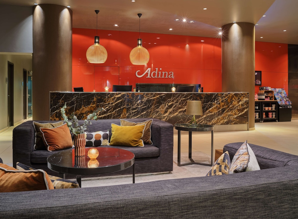 Adina Apartment Hotel Frankfurt Neue Oper — Hotel building in Frankfurt am Main, Hesse