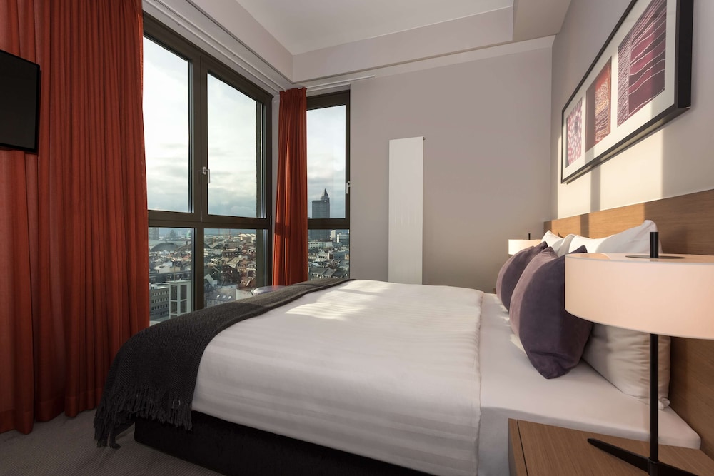 Adina Apartment Hotel Frankfurt Neue Oper — Hotel rooms in Frankfurt am Main, Hesse