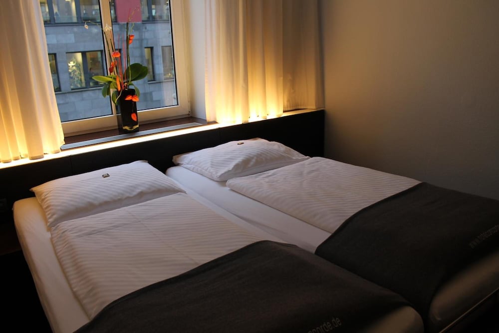 Concorde Hotel — Hotel rooms in Frankfurt am Main, Hesse