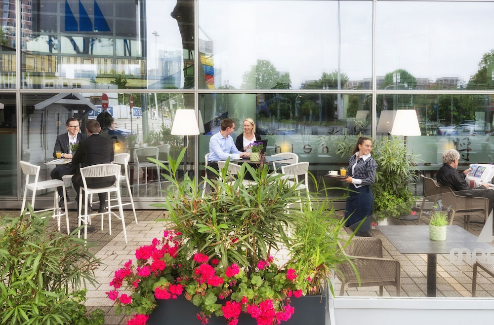 Maritim Hotel Frankfurt — Restaurant & bars in Frankfurt am Main, Hesse