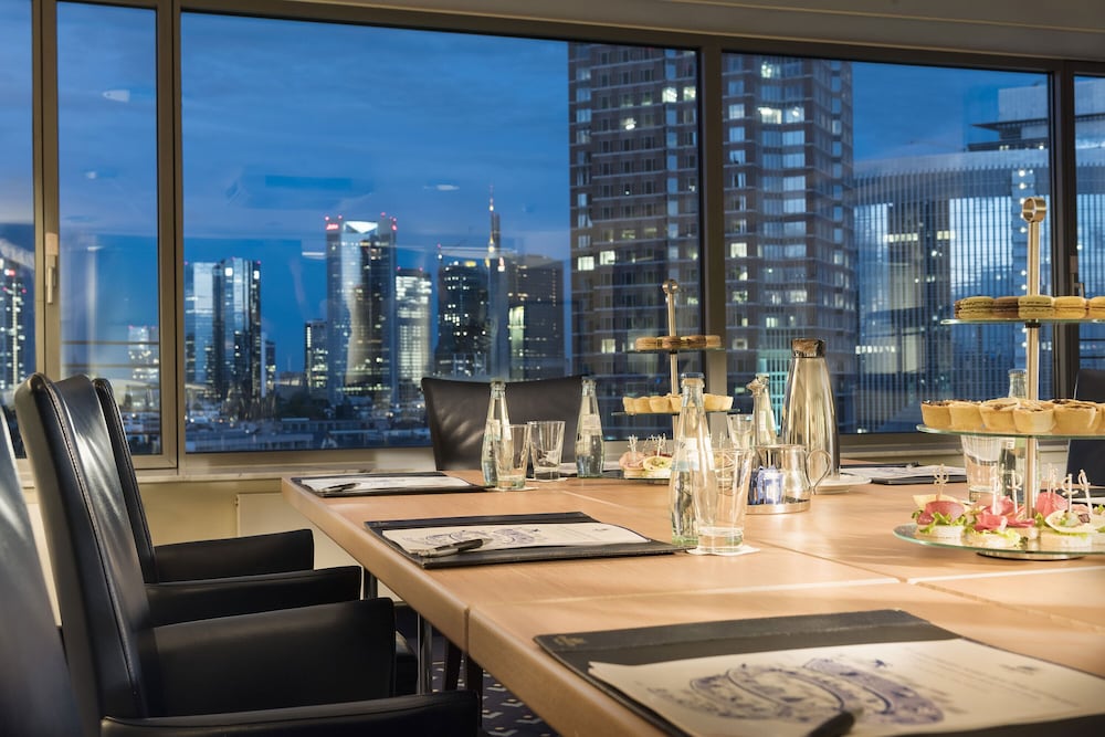 Maritim Hotel Frankfurt — Restaurant & bars in Frankfurt am Main, Hesse