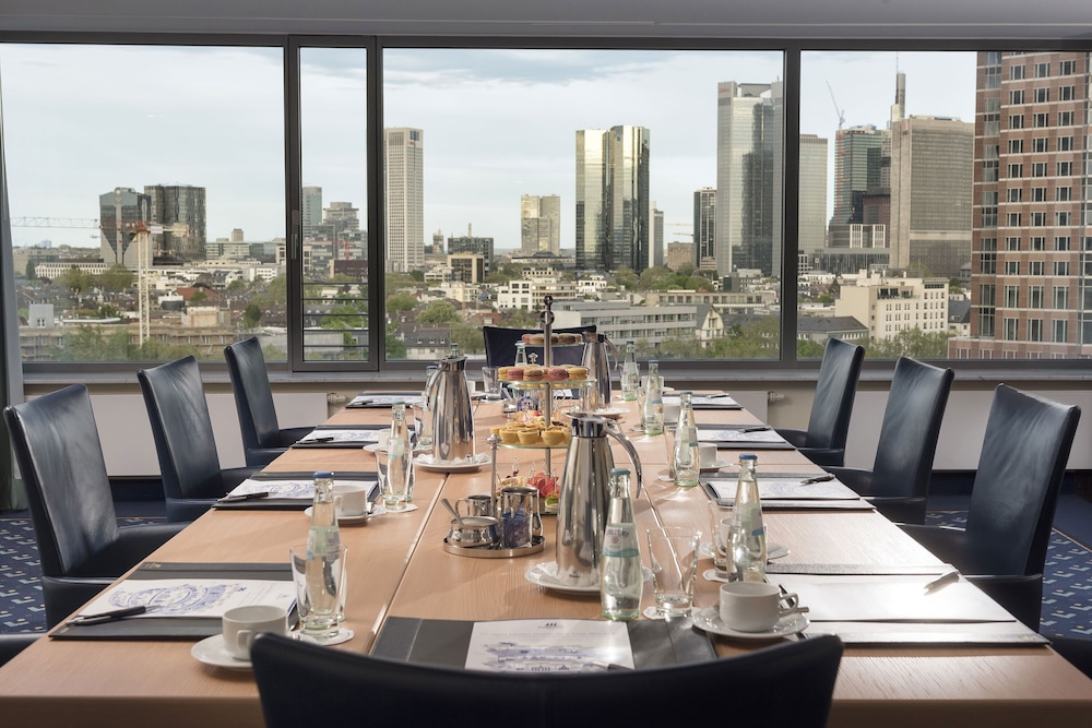 Maritim Hotel Frankfurt — Hotel building in Frankfurt am Main, Hesse