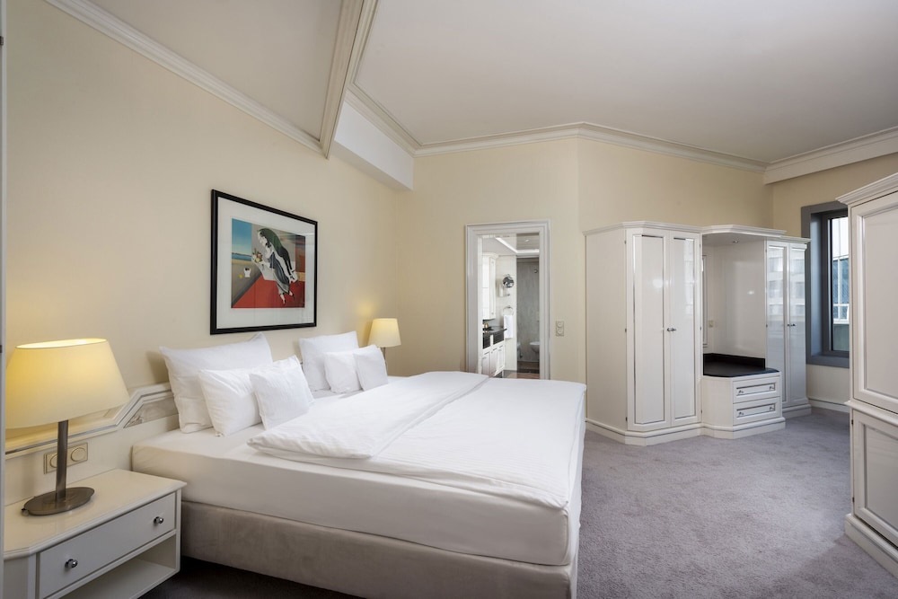 Maritim Hotel Frankfurt — Hotel rooms in Frankfurt am Main, Hesse