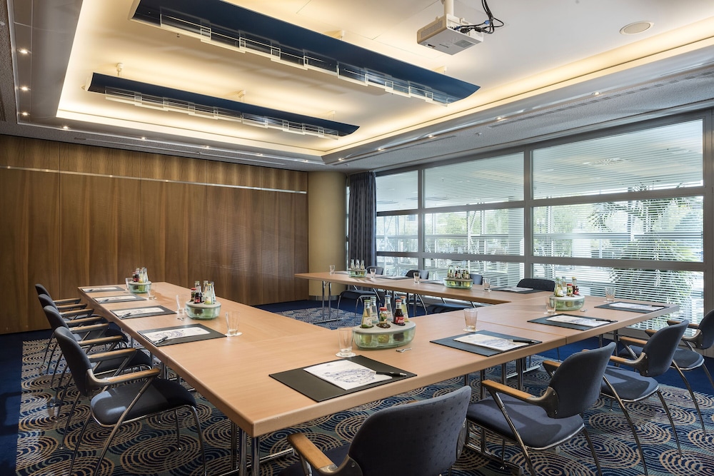 Maritim Hotel Frankfurt — Hotel building in Frankfurt am Main, Hesse