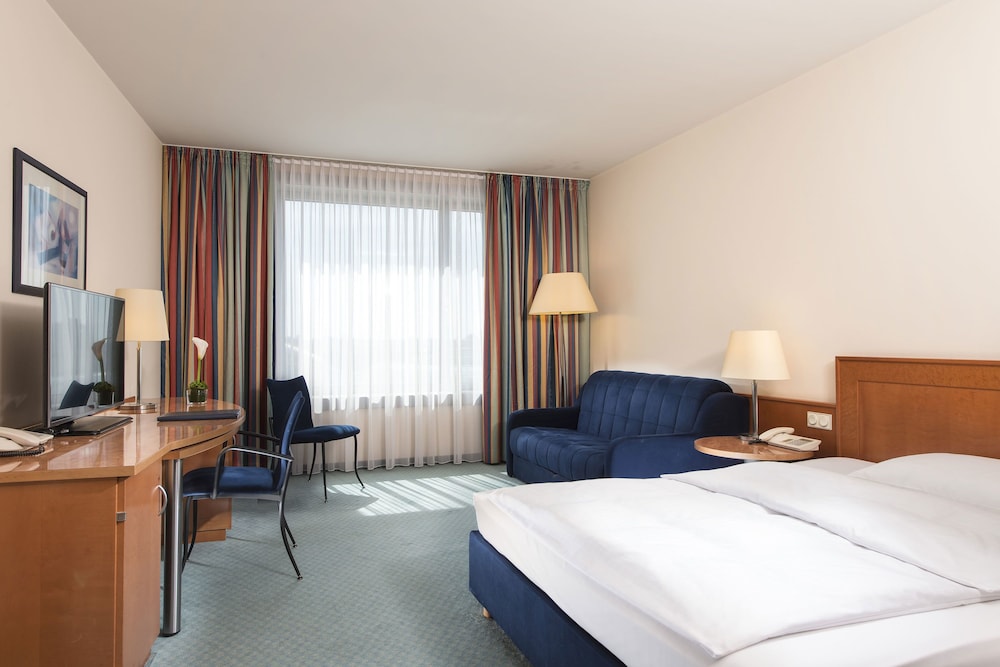 Maritim Hotel Frankfurt — Hotel rooms in Frankfurt am Main, Hesse