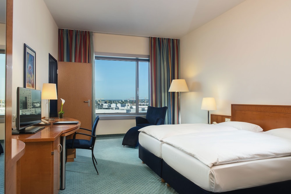 Maritim Hotel Frankfurt — Hotel rooms in Frankfurt am Main, Hesse
