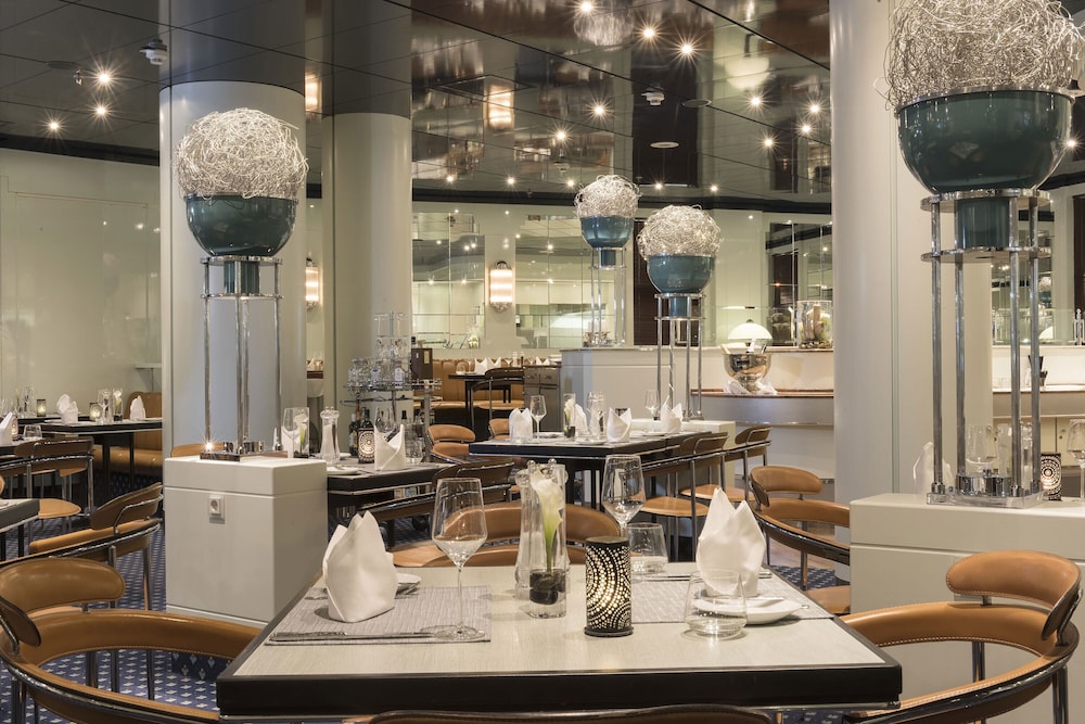Maritim Hotel Frankfurt — Restaurant & bars in Frankfurt am Main, Hesse