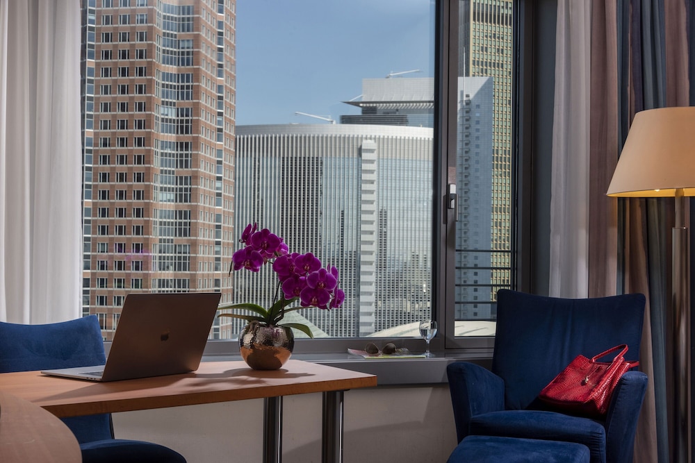 Maritim Hotel Frankfurt — Hotel rooms in Frankfurt am Main, Hesse