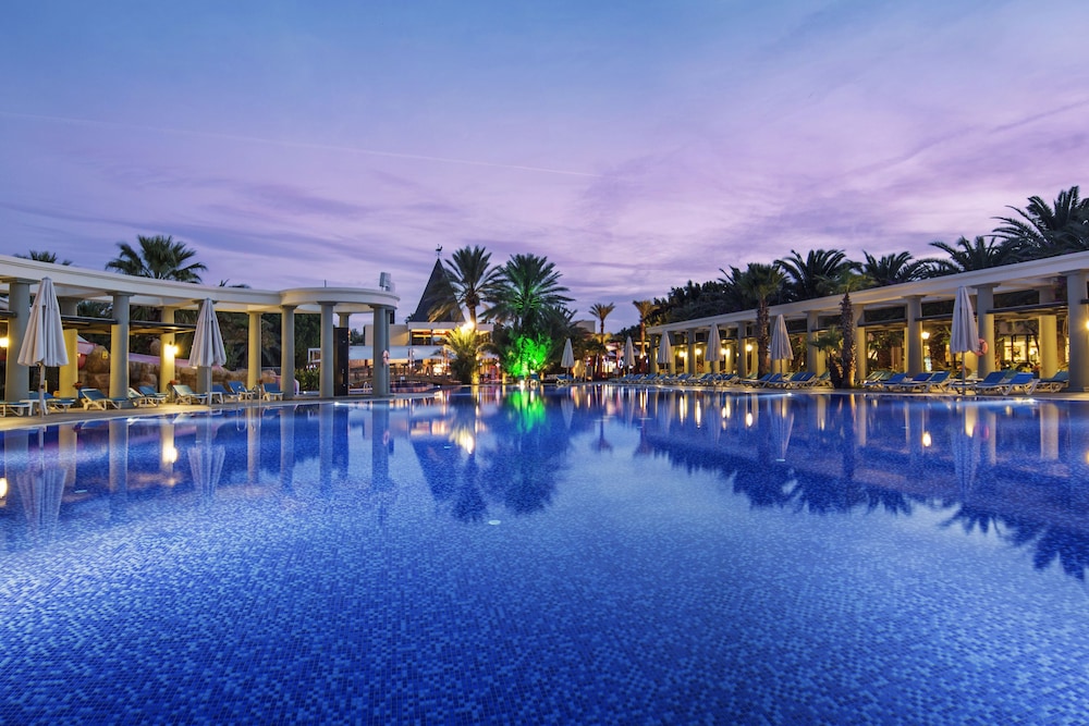 TUI MAGIC LIFE Belek - All inclusive — Swimming pool in Belek