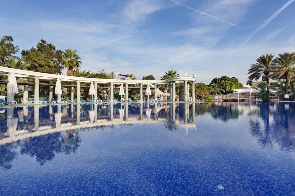 TUI MAGIC LIFE Belek - All inclusive — Swimming pool in Belek