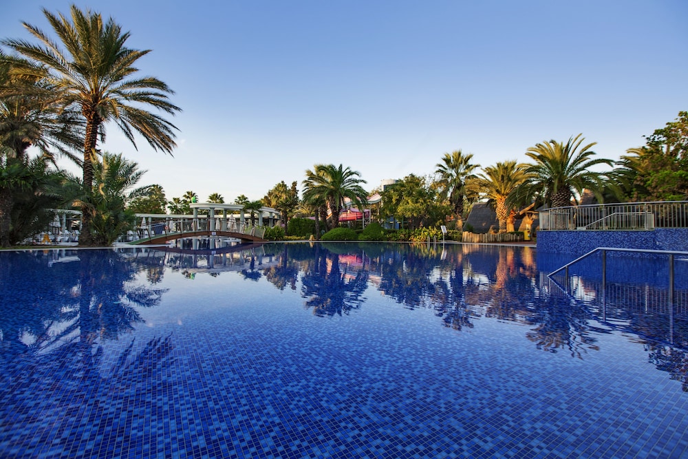 TUI MAGIC LIFE Belek - All inclusive — Swimming pool in Belek