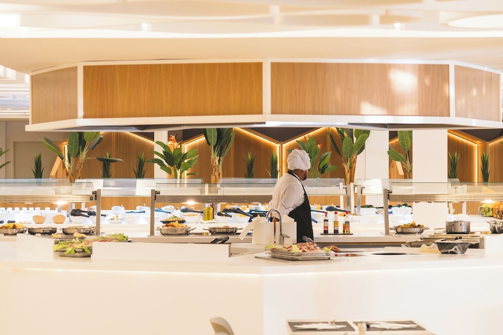 Club Hotel Aguamarina Waterpark — Restaurant in Arenal d'en Castell, Balearic Islands