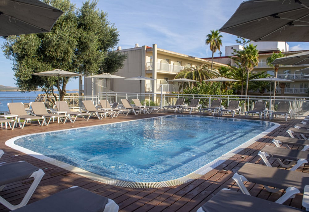 Club Hotel Aguamarina Waterpark — Pool in Arenal d'en Castell, Balearic Islands