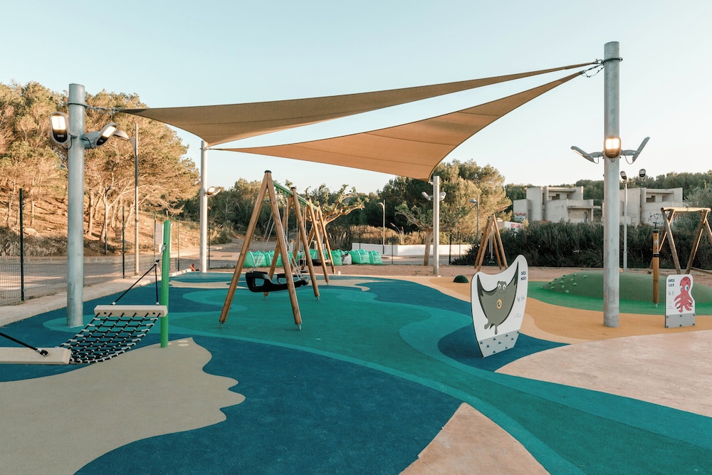 Club Hotel Aguamarina Waterpark — Facilities in Arenal d'en Castell, Balearic Islands