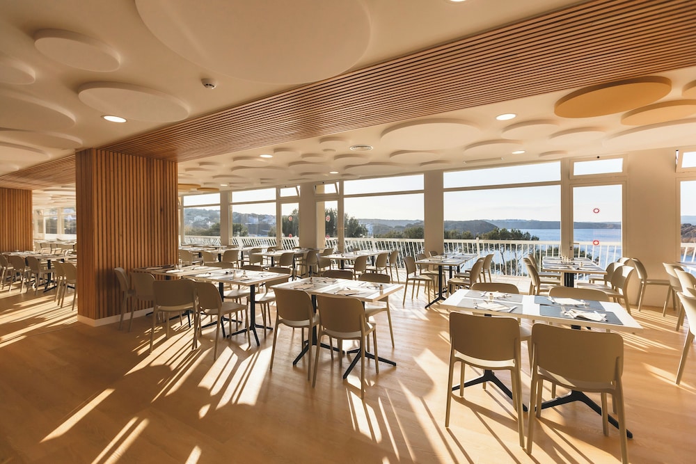 Club Hotel Aguamarina Waterpark — Restaurant in Arenal d'en Castell, Balearic Islands
