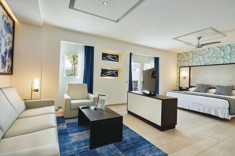 Hotel Riu Bambu - All Inclusive — Hotel rooms in Bavaro, La Altagracia
