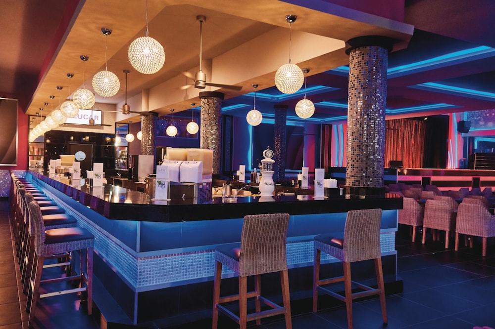 Hotel Riu Bambu - All Inclusive — Restaurant & bars in Bavaro, La Altagracia