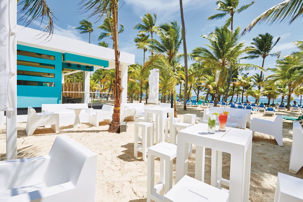 Hotel Riu Bambu - All Inclusive — Restaurant & bars in Bavaro, La Altagracia