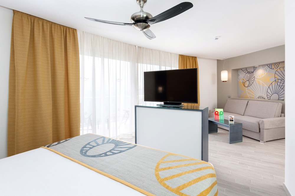 Hotel Riu Vistamar - All Inclusive — Hotel rooms in Puerto Rico, Canary Islands