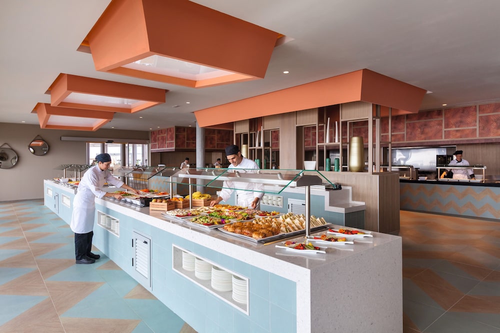 Hotel Riu Vistamar - All Inclusive — Restaurant & bars in Puerto Rico, Canary Islands