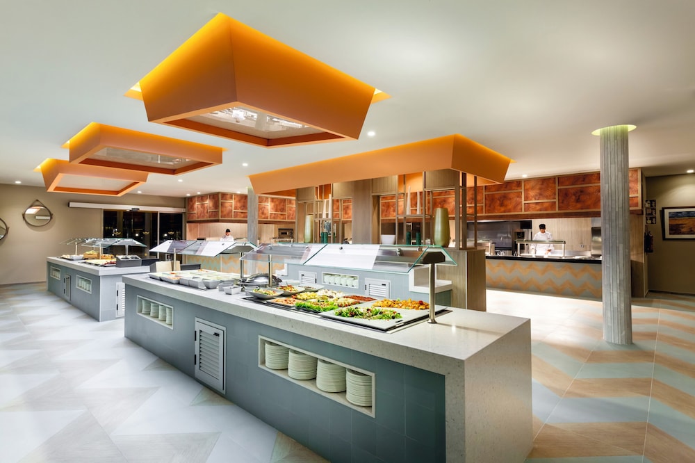 Hotel Riu Vistamar - All Inclusive — Restaurant & bars in Puerto Rico, Canary Islands