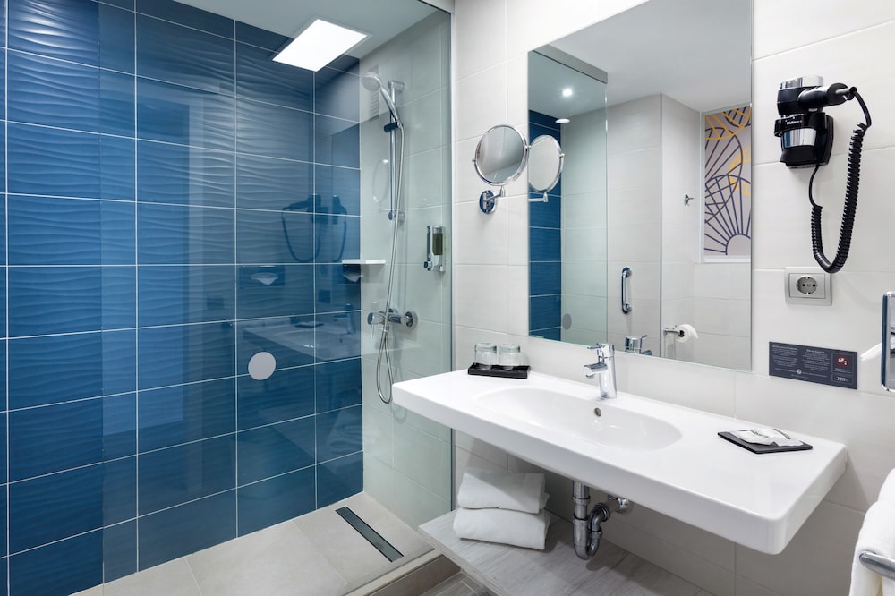 Hotel Riu Vistamar - All Inclusive — Hotel rooms in Puerto Rico, Canary Islands