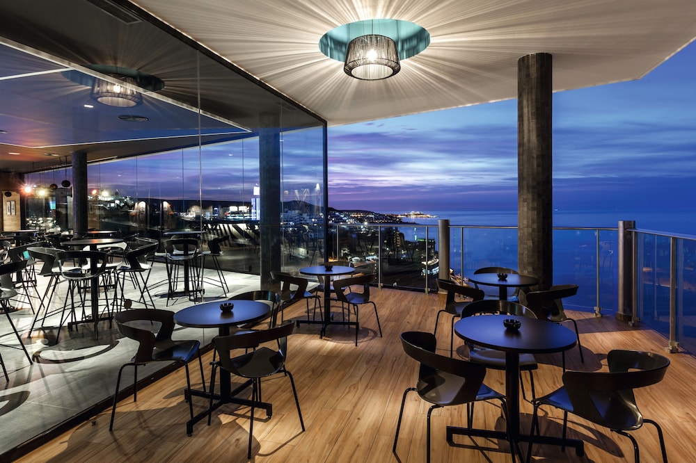 Hotel Riu Vistamar - All Inclusive — Restaurant & bars in Puerto Rico, Canary Islands