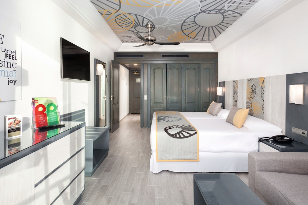 Hotel Riu Vistamar - All Inclusive — Hotel rooms in Puerto Rico, Canary Islands