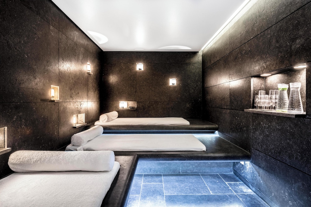Hotel Bayerischer Hof - The Leading Hotels of the World — Spa in Munich, Bavaria