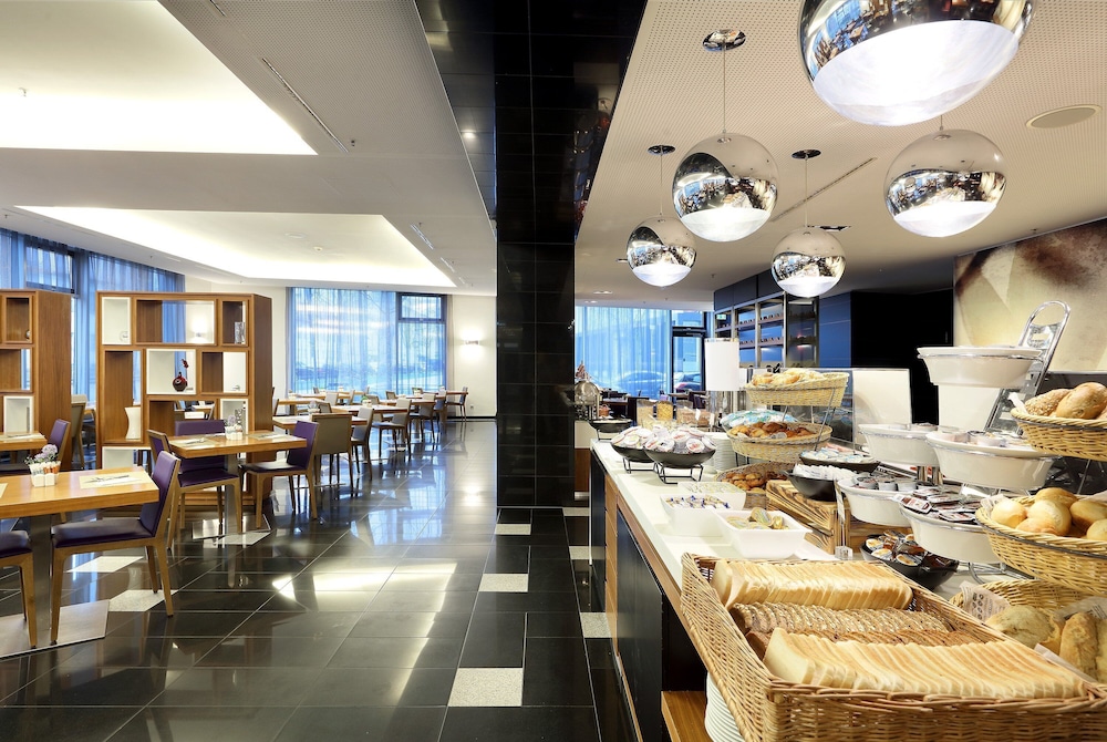 Eurostars Grand Central — Restaurant & bars in Munich, Bavaria
