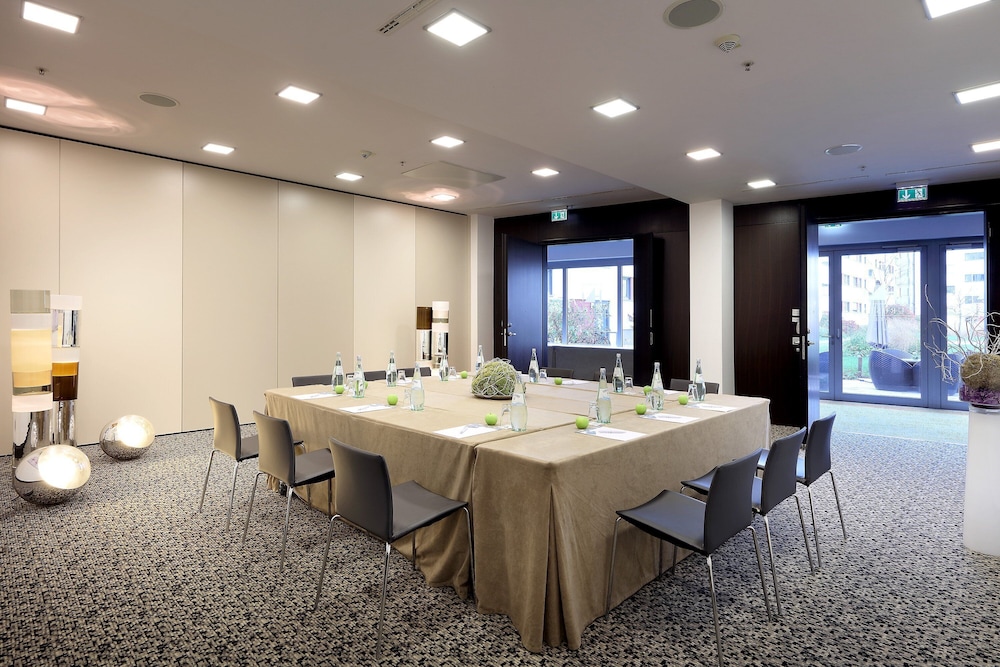 Eurostars Grand Central — Hotel building in Munich, Bavaria