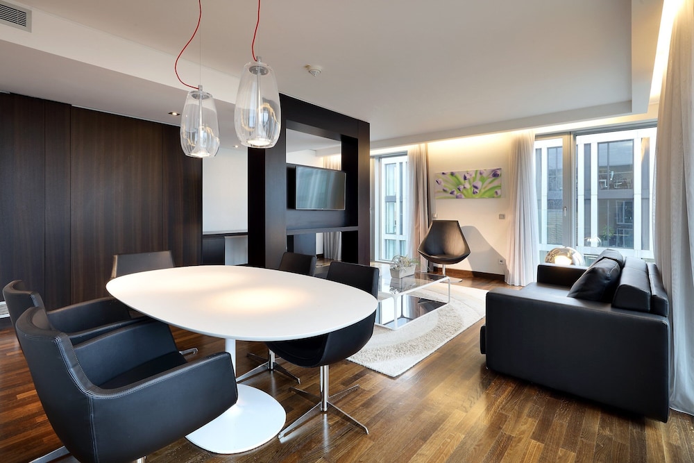 Eurostars Grand Central — Hotel rooms in Munich, Bavaria