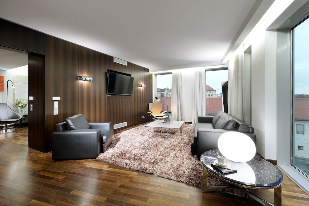 Eurostars Grand Central — Hotel rooms in Munich, Bavaria