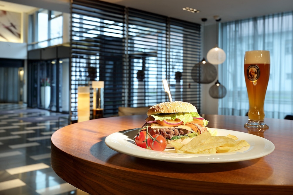 Eurostars Grand Central — Restaurant & bars in Munich, Bavaria