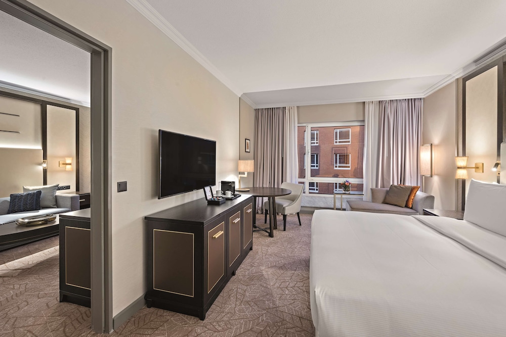 Hilton Munich City — Hotel rooms in Munich, Bavaria