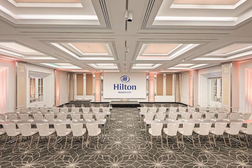 Hilton Munich City — Hotel building in Munich, Bavaria