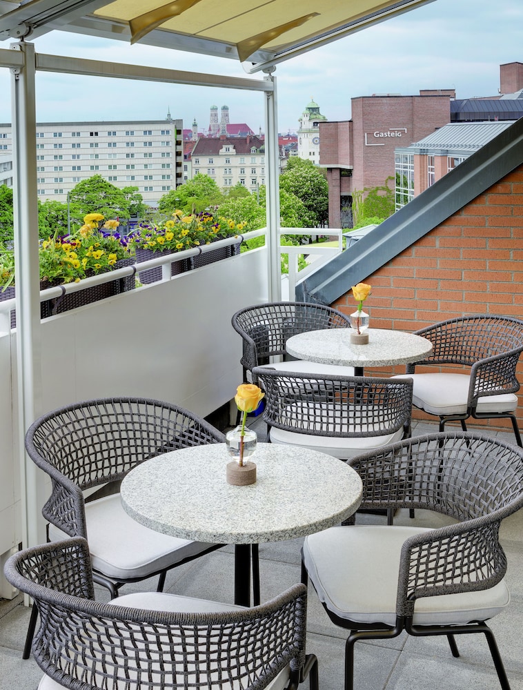 Hilton Munich City — Hotel building in Munich, Bavaria