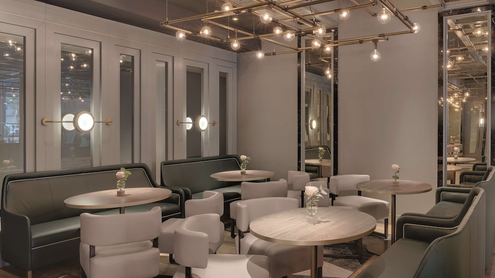 Hilton Munich City — Restaurant & bars in Munich, Bavaria