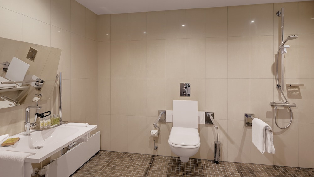Hilton Munich City — Hotel rooms in Munich, Bavaria